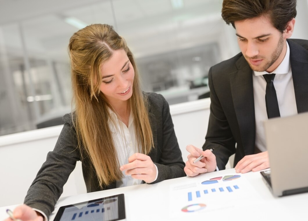 Betriebswirtschaft oder Volkswirtschaft Studieren: Was Danach Möglich Ist – Karrieremöglichkeiten Nach Einem BWL-Studium Und VWL-Studium